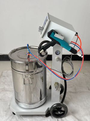 Macchine per il rivestimento in polvere di superfici metalliche con pistole di spruzzatura elettrostatiche manuali